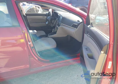 2019 Hyundai Elantra Sel z USA, uszkodzony, nr VIN KMHD84LF9KU743670